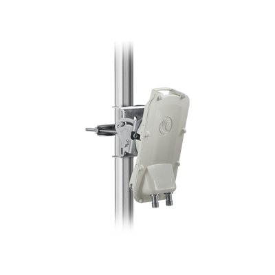 PTP-550  Hasta 1.36 GBps / 4910 - 6200 MHz / 802.11 AC Wave 2  MU-MIMO 4: 4x4 / BackHaul Conectorizado (C050055H014A)